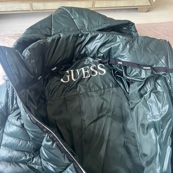 Guess Puffer Jacket (New with tags!) - Picture 2 of 3